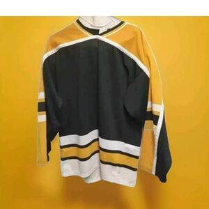 Boston Bruins 1990's Blank Jersey Tags Faded